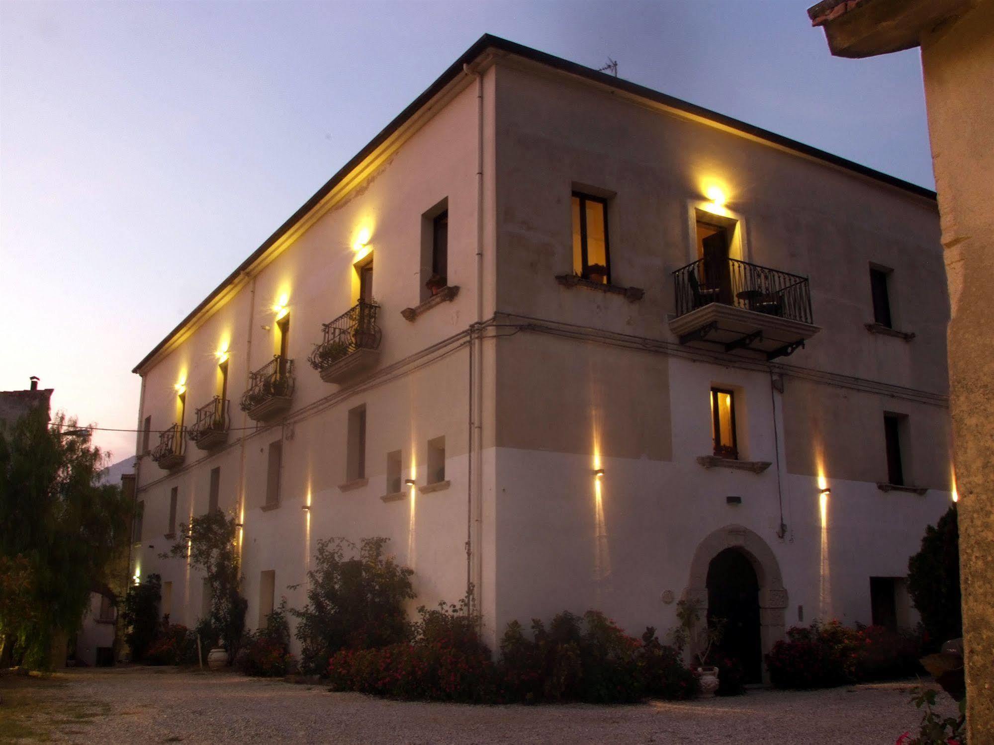 Castello Dei Principi Hotel Capaccio Exterior photo